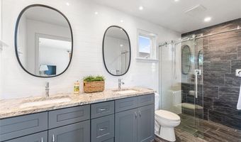 10 Blanding Ave, Barrington, RI 02806