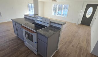 141 E 17th Ave, Albia, IA 52531