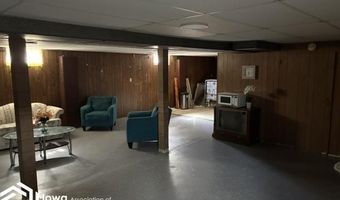 1708 E Oak St, Algona, IA 50511