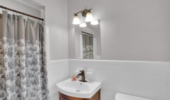 2227 Forest Dr, Camden, SC 29020
