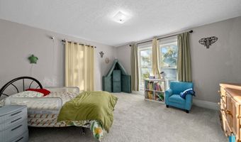 500 W Spruce St, Beresford, SD 57004