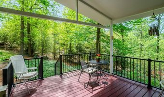 7413 REBECCA Dr, Alexandria, VA 22307