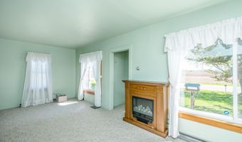 11103 N Luce Rd, Alma, MI 48801