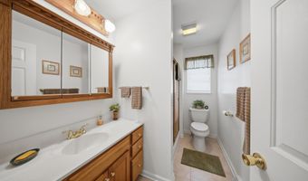 37 Oliver St, Albany, NY 12205