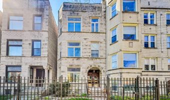 2863 W Shakespeare Ave 2, Chicago, IL 60647