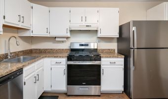 216 S WASHINGTON St, Baltimore, MD 21231