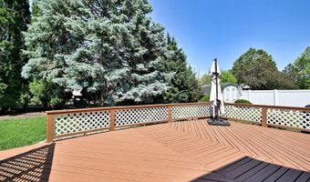 1350 W Barnwall Dr, Addison, IL 60101
