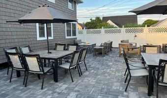 55 Swan Ave, Old Lyme, CT 06371