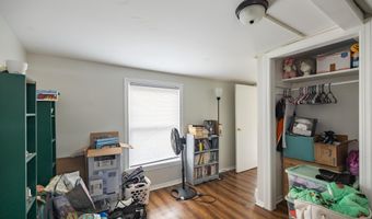 19 Granite St, Auburn, ME 04210