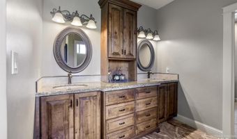 128 Riverside Ln, Buhl, ID 83316