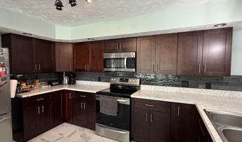 330 Fairview Dr, Aurora, NE 68818