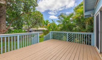 1254 Ulupii St, Kailua, HI 96734