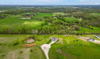 12749 NE Cherokee Dr, Adrian, MO 64720