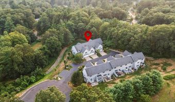 4 Caileigh Ct 4, Andover, MA 01810