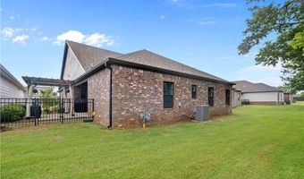 2104 SW Huntwick Ave, Bentonville, AR 72713