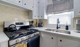75 Sylvia Ave, North Providence, RI 02911