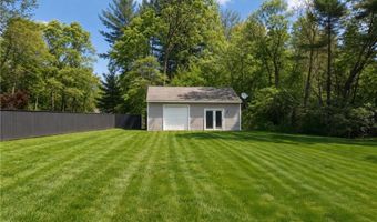 35 Leuba Rd, Coventry, RI 02816