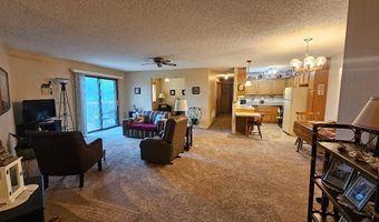 1015 CIRCLE Dr, Aberdeen, SD 57401