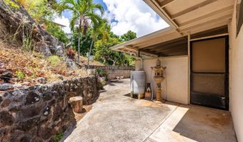 1227 Mowai St, Kailua, HI 96734