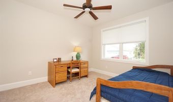 57 Blackstone Dr, Raymond, NH 03077