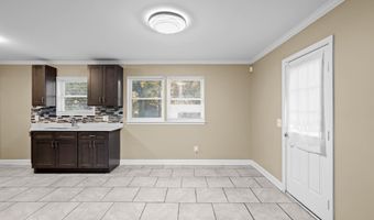 257 Shanklin Rd, Beaufort, SC 29906