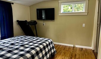 2 Piper Ln, Abbot, ME 04406