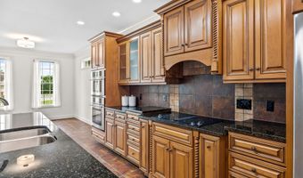 203 Heighton Ct, Alcoa, TN 37701