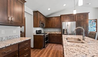 4410 W CAPITOL Dr, Appleton, WI 54913