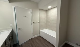 2645 Burton Road Unit Bld 4 Bld 4, Ann Arbor, MI 48104