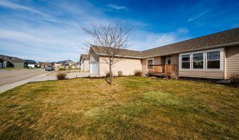 20 Harmony St, Buffalo, WY 82834
