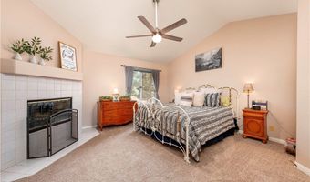32201 Joaquin Dr, Acton, CA 93510