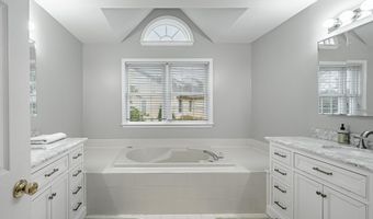 206 BOLTON Ct, Ambler, PA 19002