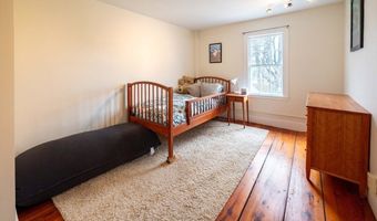 25 S Main St, Belchertown, MA 01007