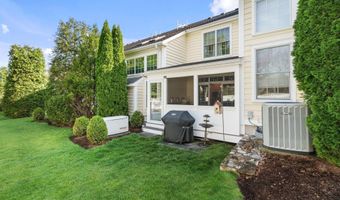 46 Great Heron Ln 46, Brookfield, CT 06804