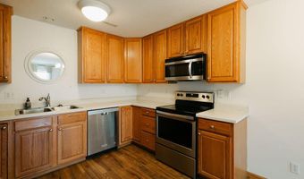 2511 Bristol Dr 208, Ames, IA 50010