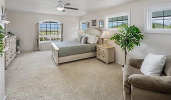 1295 Aulepe St, Kailua, HI 96734