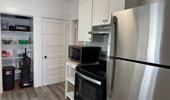 15 Kilburn Ct 15, Newport, RI 02840