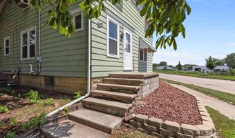 1020 E RANDALL Ave, Appleton, WI 54911