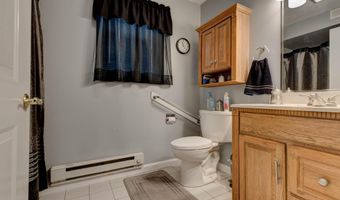 9333 Oak Hill Dr, Ashland, KY 41102
