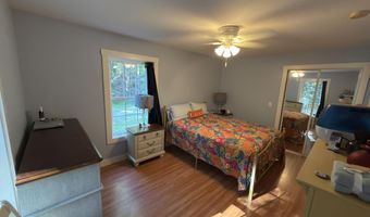 14 Wards Hill Rd, Baldwin, ME 04091