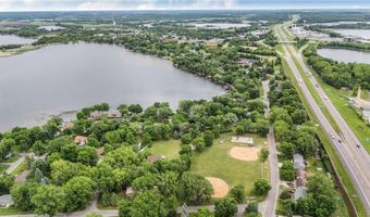 940 Hamlet Dr N, Avon, MN 56310