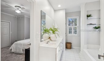 210 Old Plantation Dr, Beaufort, SC 29907