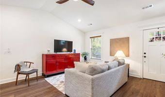 6 Bonhill Ln, Bella Vista, AR 72715