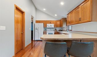 7997 Meades Addn Dr SE, Alexandria, MN 56308