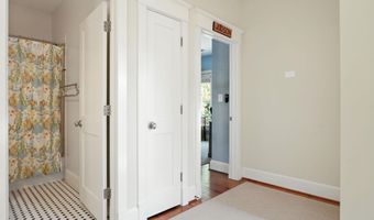 416 E ALEXANDRIA Ave, Alexandria, VA 22301