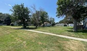 131 N Maple St, Ainsworth, NE 69210