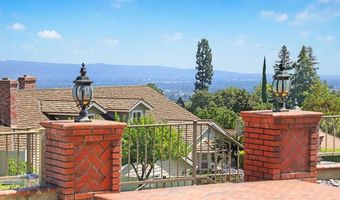 2065 Carolwood Dr, Arcadia, CA 91006