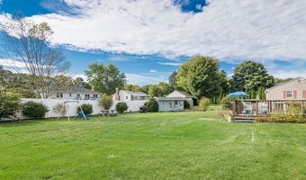 22 Beech Hill Rd, Agawam, MA 01030