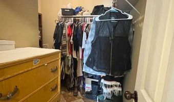 3308 Burgett St, Carlsbad, NM 88220