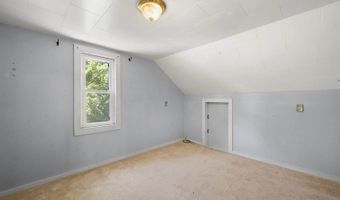 164 7th St, Bangor, ME 04401